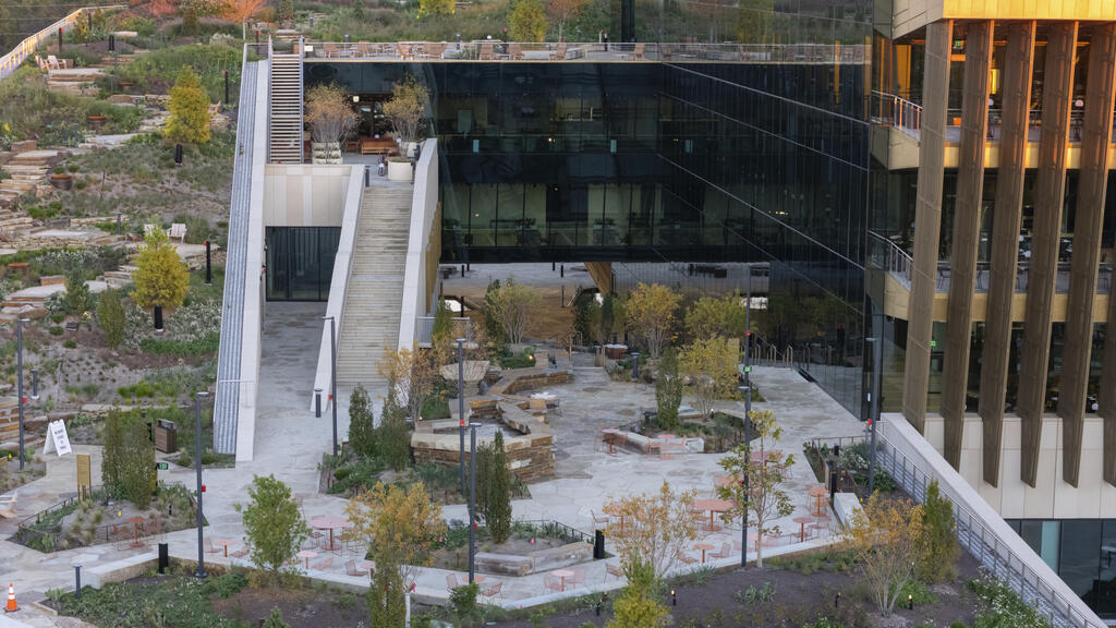 Alice Walton School of Medicine 3 credit Ashley Thompson Photography